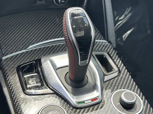 Used 2023 Alfa Romeo Stelvio Estrema AWD/4WD image 22