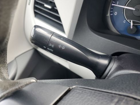 Used 2019 Toyota Sienna LE image 26