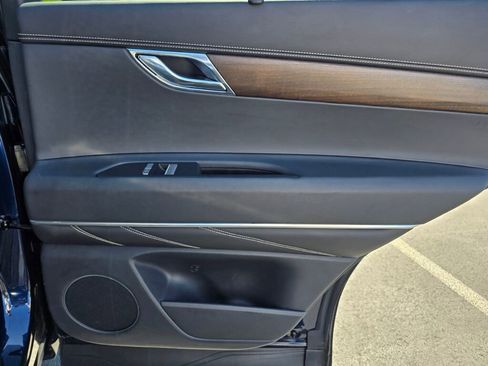 Used 2024 Genesis GV80 2.5T image 43