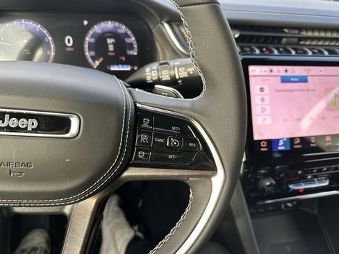 New 2025 Jeep Grand Cherokee Overland image 29