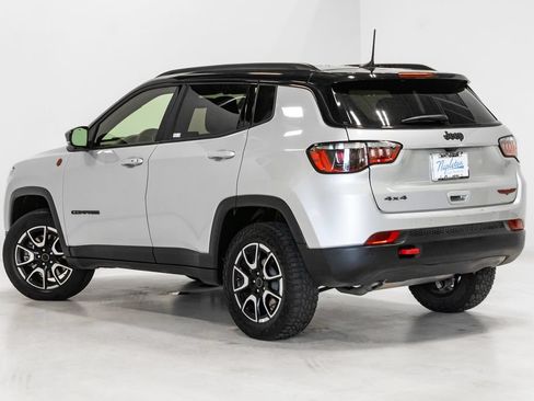 Certified 2025 Jeep Compass Trailhawk AWD/4WD image 30