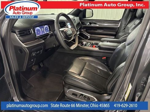 Used 2022 Jeep Wagoneer Series III image 10