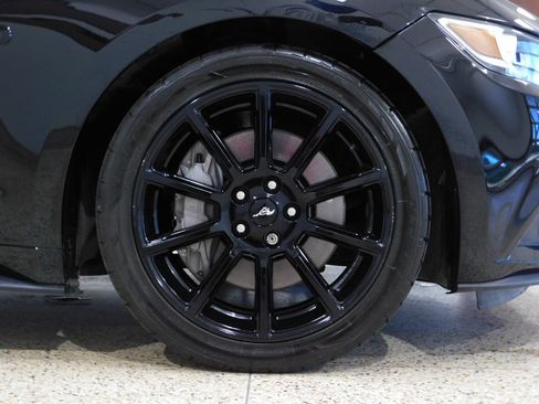 Used 2016 Ford Mustang GT Premium w/ Equipment Group 401A RWD image 92