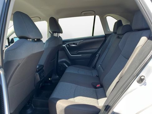 Certified 2025 Toyota RAV4 XLE FWD image 12