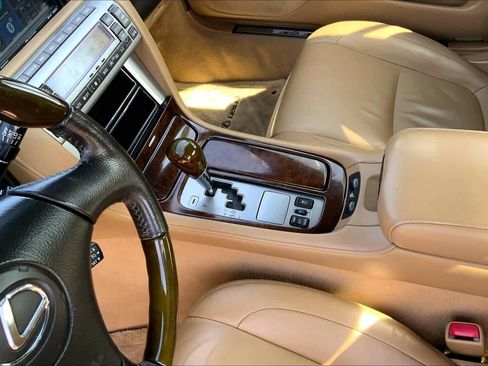 Used 2007 Lexus SC 430 Convertible RWD image 16