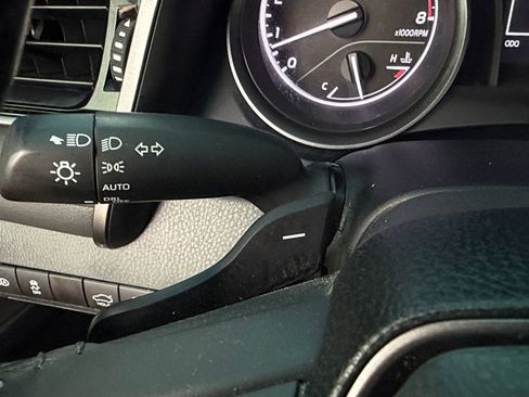 Used 2024 Toyota Camry SE image 23