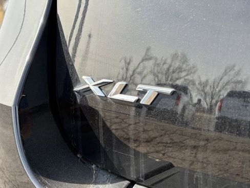 Used 2024 Ford Explorer XLT w/ Equipment Group 202A image 7