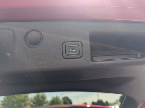 Used 2024 Chevrolet Equinox LT AWD/4WD image 24