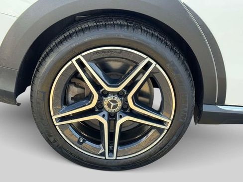 Used 2022 Mercedes-Benz E 450 4MATIC All-Terrain Wagon image 9