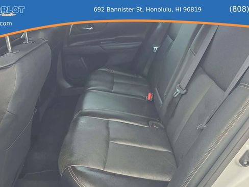 Used 2017 Nissan Altima 2.5 SL w/ 2.5 Technology Package FWD image 13