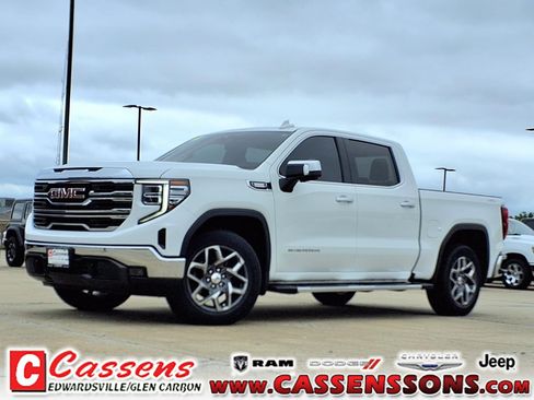 Used 2022 GMC Sierra 1500 SLT w/ SLT Premium Package AWD/4WD image 1