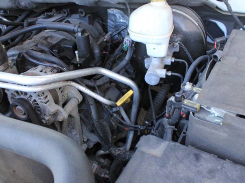 Used 2013 RAM 1500 Sport w/ Sport Premium Group image 29