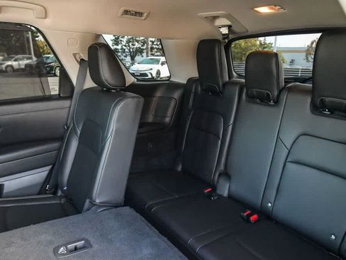 Used 2023 Nissan Pathfinder SL w/ Cargo Package FWD image 19