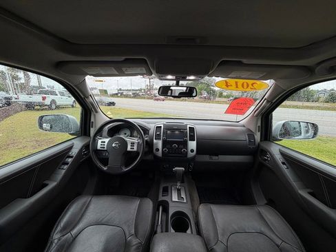 Used 2014 Nissan Frontier PRO-4X w/ Pro-4x Luxury Package AWD/4WD image 25