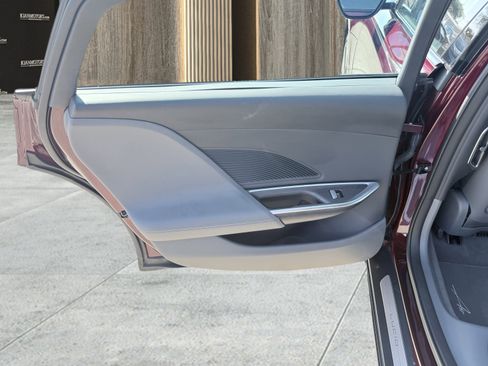 Used 2025 Lucid Air Touring image 36