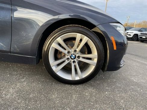 Used 2017 BMW 330i xDrive Sedan image 33