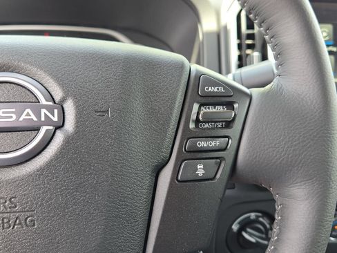Used 2025 Nissan Frontier SV w/ SV Convenience Package AWD/4WD image 32