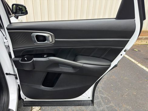 Used 2022 Kia Sorento SX FWD image 43