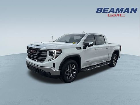 Used 2023 GMC Sierra 1500 SLT w/ SLT Premium Package AWD/4WD image 3