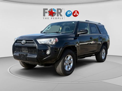 Used 2021 Toyota 4Runner SR5 AWD/4WD image 1