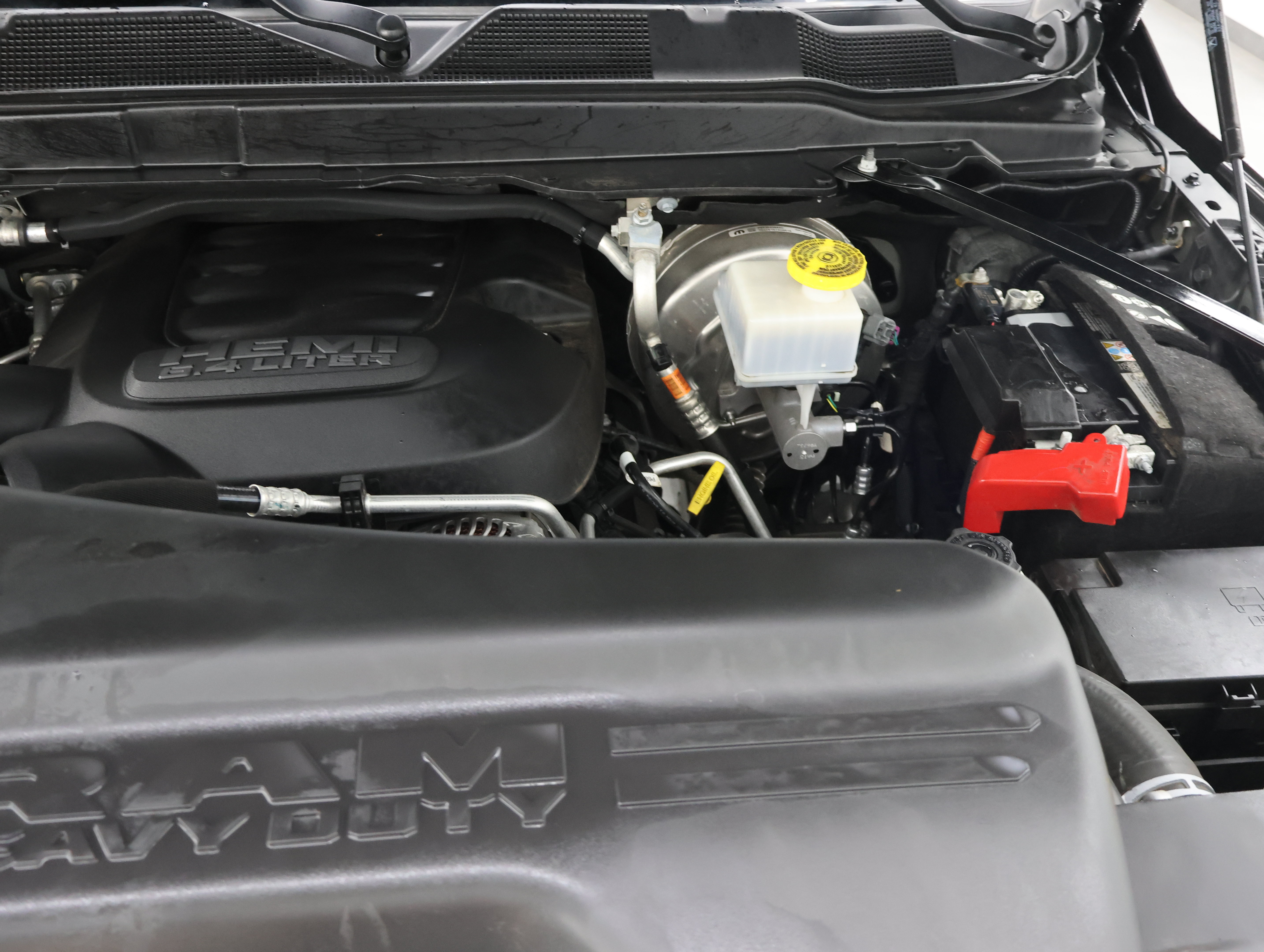 Used 2024 RAM 2500 Big Horn w/ Night Edition AWD/4WD image 16