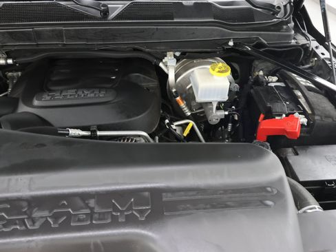 Used 2024 RAM 2500 Big Horn w/ Night Edition AWD/4WD image 16