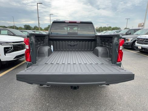 Certified 2025 Chevrolet Silverado 1500 LTZ w/ LTZ Premium Package AWD/4WD image 5
