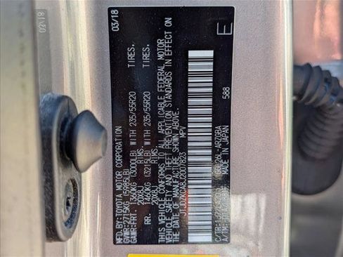 Used 2018 Lexus RX 350L Luxury w/ Accessory Package image 27