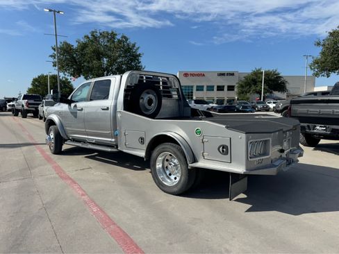 Used 2020 RAM 5500 4x4 Crew Cab image 4