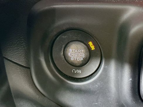 Certified 2021 Jeep Wrangler Unlimited Rubicon image 24