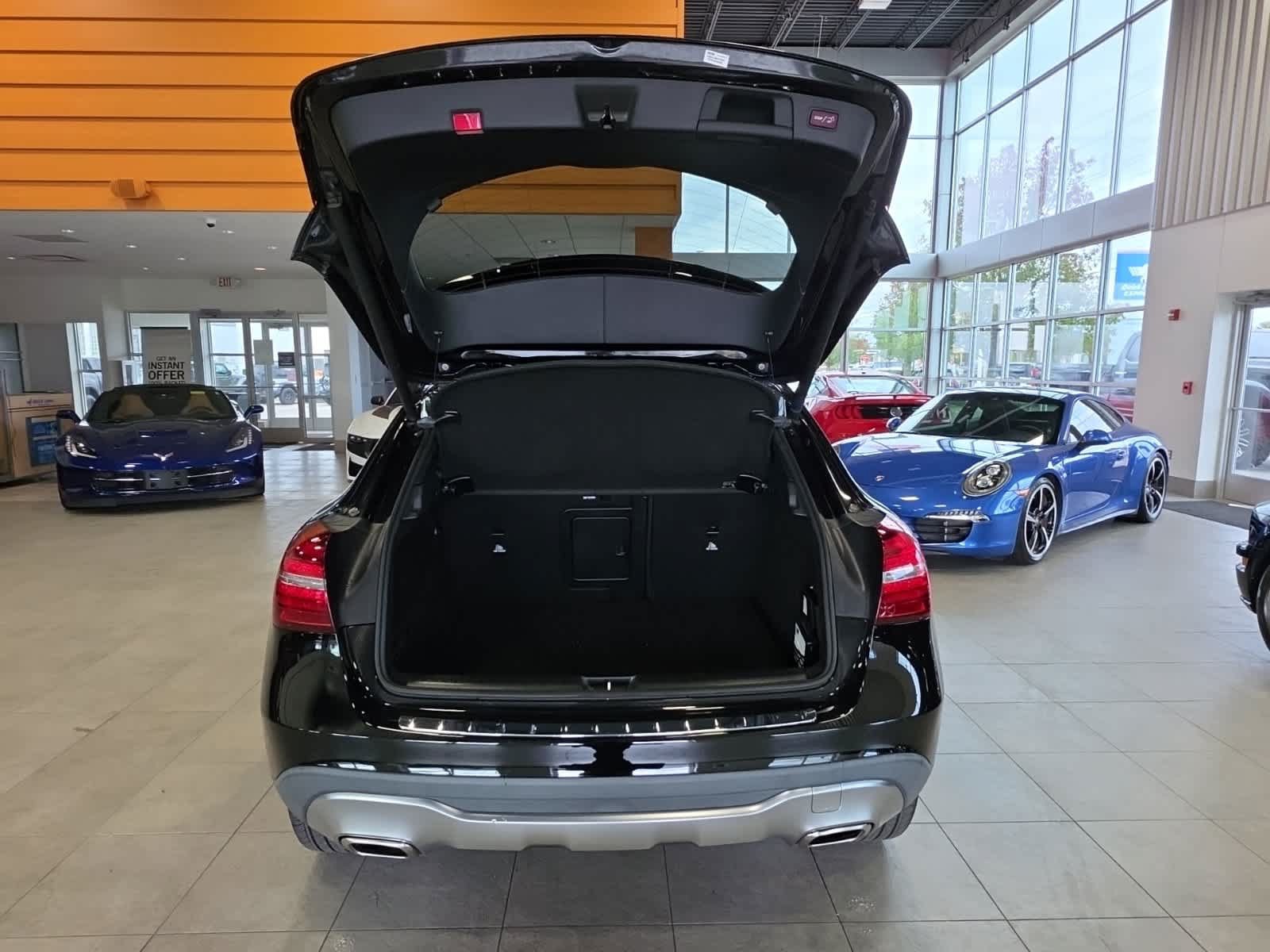 Used 2019 Mercedes-Benz GLA 250 4MATIC image 9