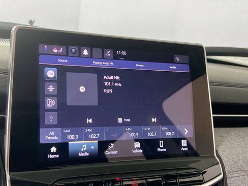 Used 2022 Jeep Compass Latitude w/ Sun and Sound Group image 14