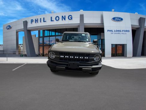 Certified 2025 Ford Bronco 2-Door AWD/4WD image 10