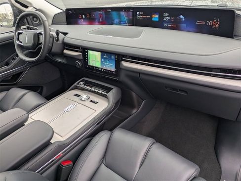 New 2025 Lincoln Navigator L Reserve image 23