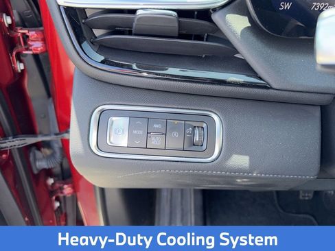 Used 2025 Buick Enclave Avenir w/ Trailering Package, 5000 lbs. image 34