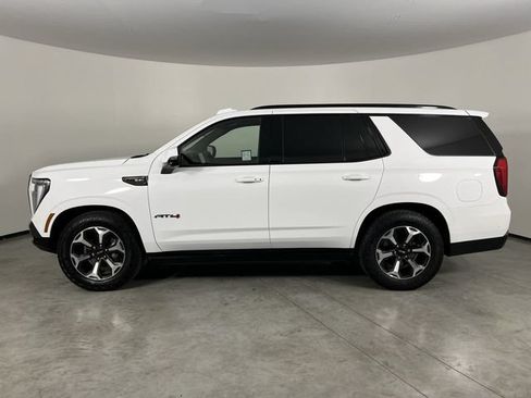 Used 2025 GMC Yukon AT4 Ultimate AWD/4WD image 5