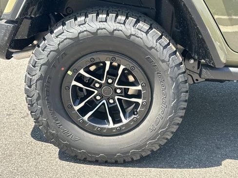 New 2026 Jeep Wrangler Unlimited Rubicon AWD/4WD image 17