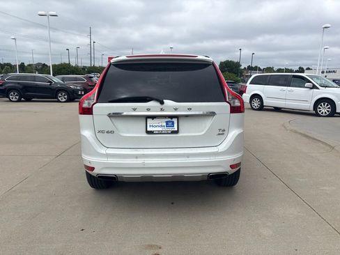 Used 2016 Volvo XC60 T6 w/ Proximity Package AWD/4WD image 6