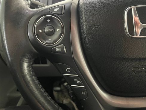 Used 2017 Honda Ridgeline RTL-T image 40