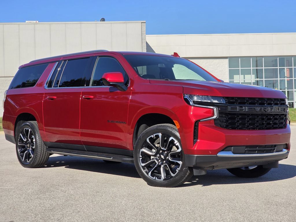 Used 2023 Chevrolet Suburban LS w/ Driver Alert Package AWD/4WD image 3