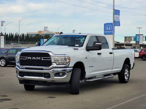 Used 2024 RAM 3500 Big Horn image 9