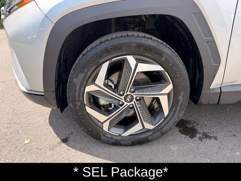 Used 2023 Hyundai Tucson SEL w/ Convenience Package AWD/4WD image 9