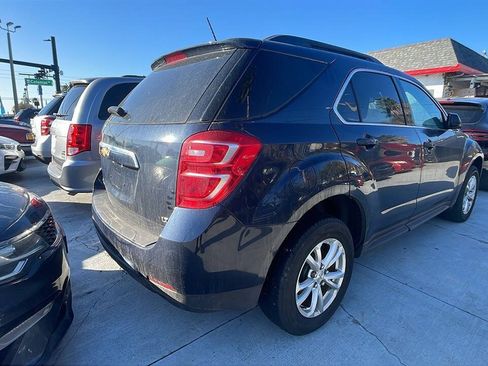 Used 2017 Chevrolet Equinox LT w/ Convenience Package AWD/4WD image 3
