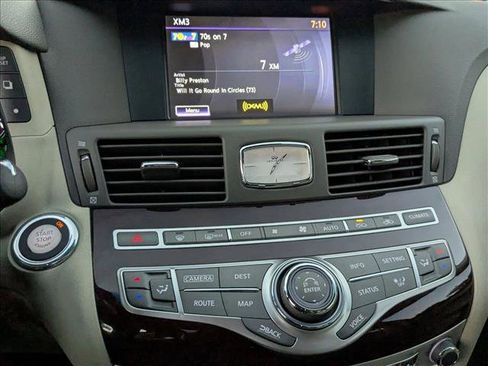 Used 2015 INFINITI Q70 L 3.7 w/ Technology Package image 13