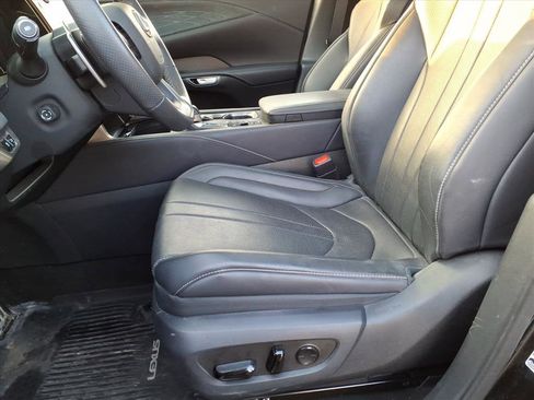 Certified 2024 Lexus RX 350 F Sport w/ Technology Package image 13