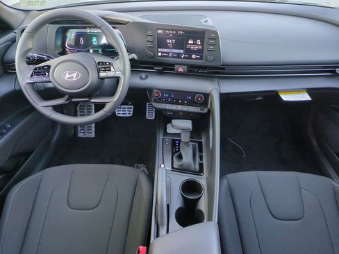 New 2026 Hyundai Elantra Sport FWD image 12