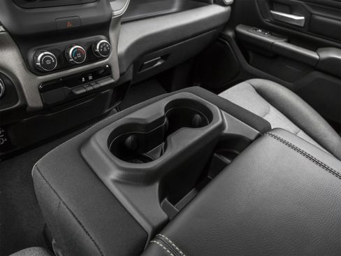 Used 2022 RAM 1500 Big Horn AWD/4WD image 24