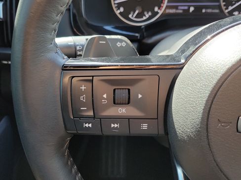 Certified 2023 Nissan Pathfinder SL w/ Lighting Package (N92) FWD image 25