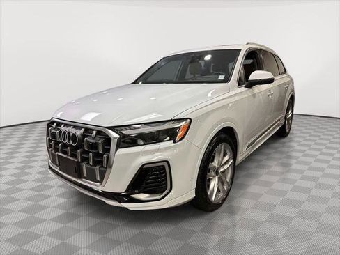Used 2025 Audi Q7 3.0T Prestige w/ Prestige Package AWD/4WD image 5