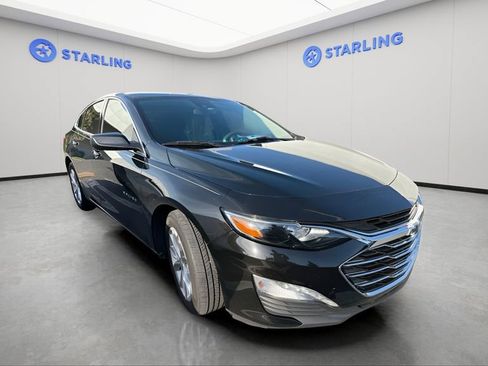 Used 2023 Chevrolet Malibu LT FWD image 2